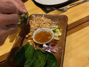 Bencharong Thai House