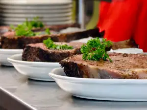 Kreis' Steakhouse & Bar
