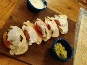 Cafe De Tavern