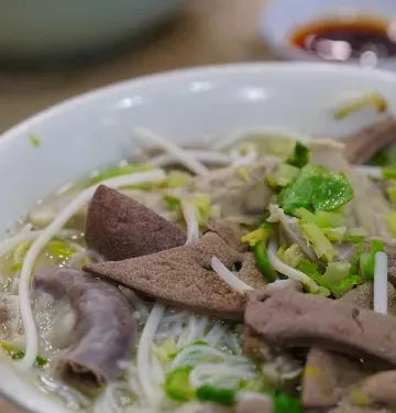 潮洲人粉麵店