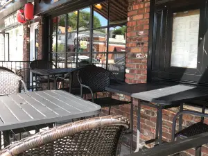 Blarney Station Pub