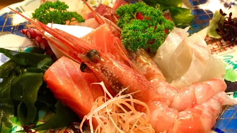 Tsutaya Sushi in Геро