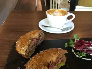 Lincoln Coffee House