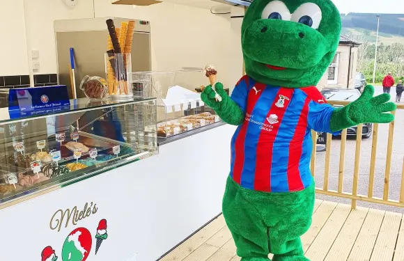 Nessie's Gelato Cabin By Miele's Gelateria