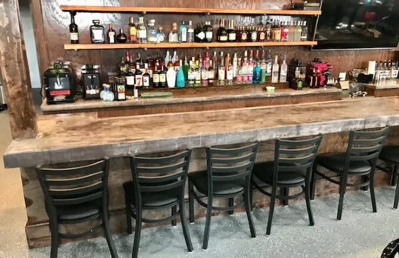 Bar-fly Pub & Grub