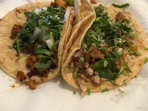 Los Arcos Mexican Grill