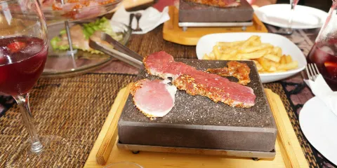 Carne a la piedra tropical tenerife