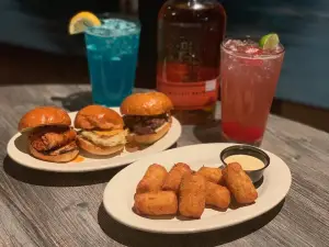 Portside Grill on Urbanna Creek