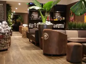 Columbus Café