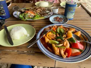 Bee Happy Restaurant&Bar