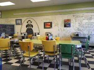 Little Fat Gretchen's