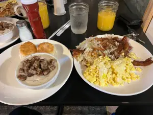 Phil's Family Restaurant