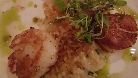 Nine Elm American Bistro in 丹弗斯