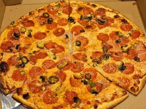 Hot Mama's Pizza & Brew
