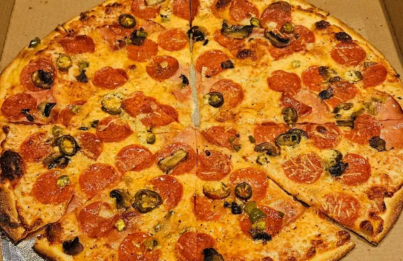 Hot Mama's Pizza & Brew