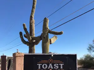 Toast Gio's Breakfast & Lunch
