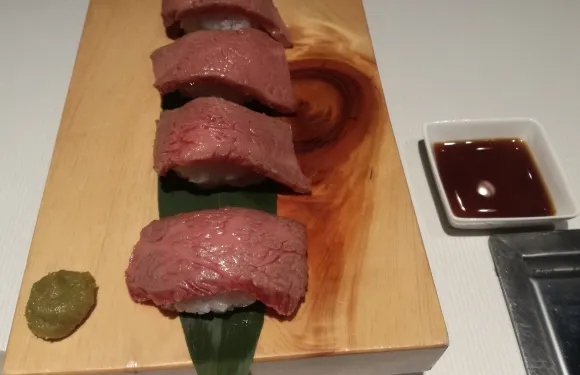 Hidakuniya