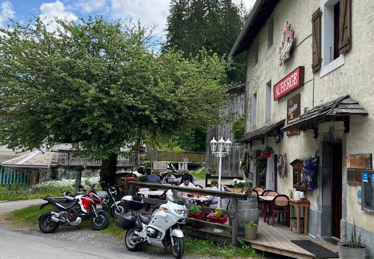 Auberge de la Feuille d'Erable (, Sixt-Fer-a-Cheval) - Restaurant