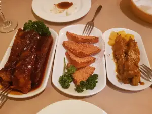 Lee Garden