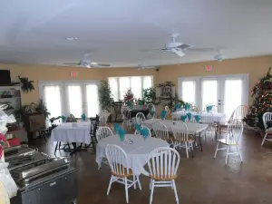 Dutch Maid Bakery & Cafe
