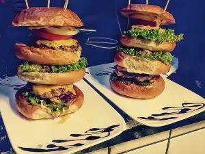 73 Burger Bar