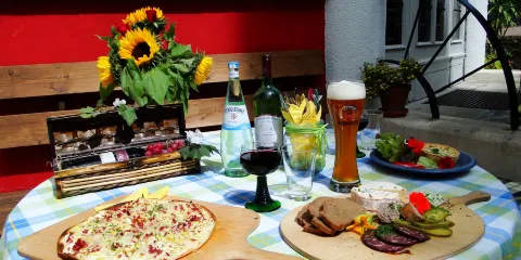 Brasserie in der alten Kirche