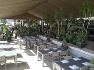 Grand Cafe
