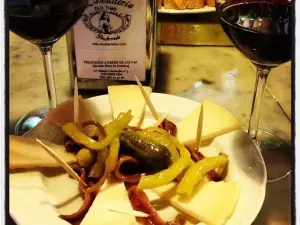 Destileria Bar