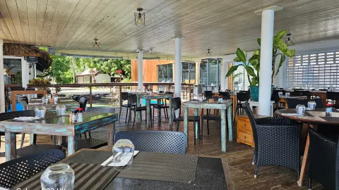 Bora Bora Yacht Club in โบราโบรา