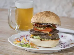 W Burger & Steakhouse