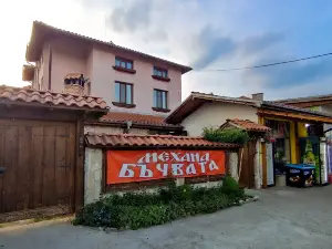 Mehana Buchvata / Tavern The Barrel