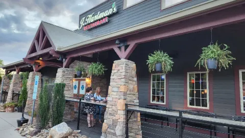 J. Hartman’s in マクドウェル