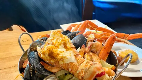Fat Tuna Grill & Oyster House in วิลเลียมสเบิร์ก