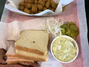 RailRoad Bar B Q