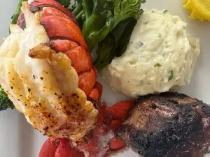 T-Michaels Steak & Lobster