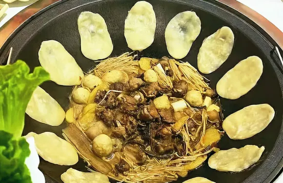 老北方地鍋雞（市府路店）