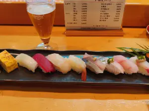 Yoshi Sushi