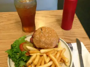 Bubba's Breakfast and Burgers