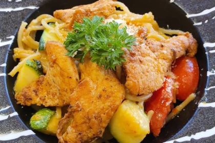 Rừng Thông Mơ Farm & Bistro