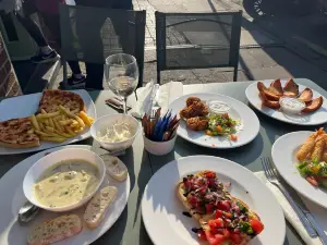 La Bella Restaurant