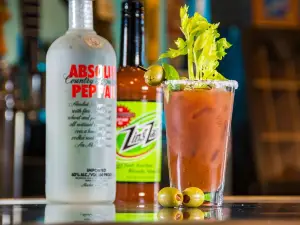 Louie's Grill & Bar