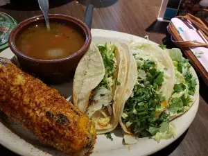 Salas Urban Cantina