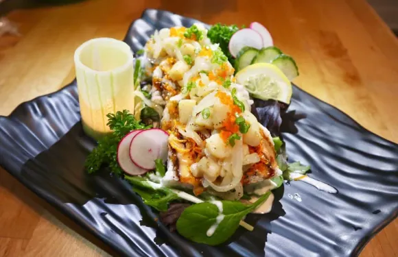 DAMOA SUSHI