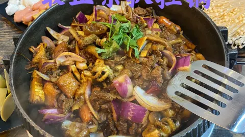 韩大妮牛肉扒拉锅(海城店) in Хайчен