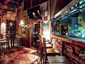 Gossip bar