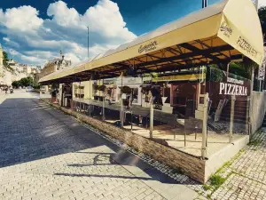 Pizzeria-Restaurant Petr