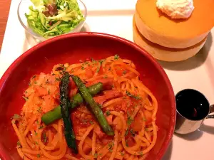 星乃珈琲店 福岡新宮店