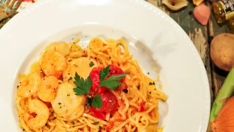 Meer Lounge Pasta Restaurant in Chitose