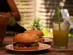 Good Life Café