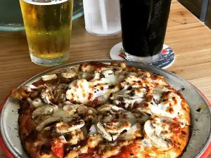 Angelina's Pizzeria and Cafe